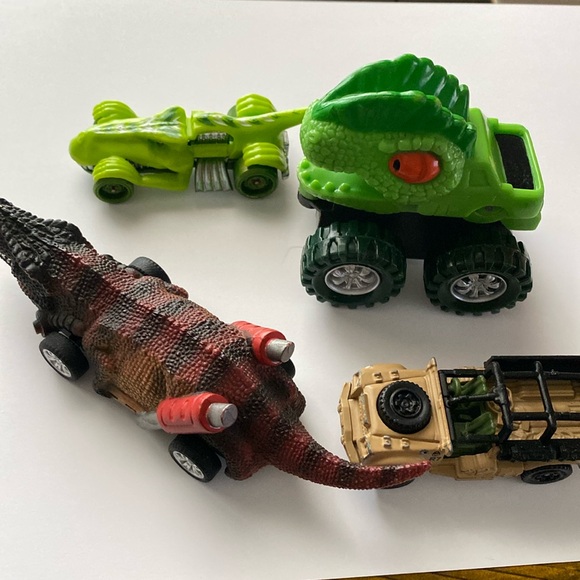 Dino Bros hot wheels dinosaur racers cars Safari Sahara Jurassic Park car lot - Picture 1 of 10